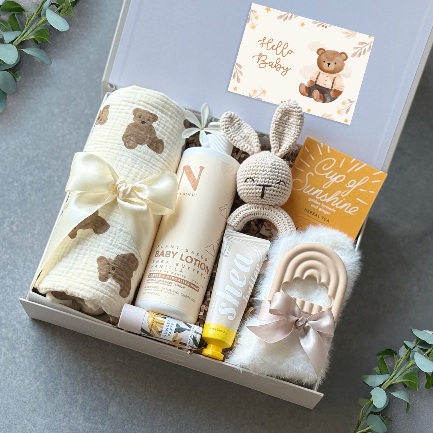 Sweet Summer Gift Ideas for Baby Showers, New Parents, and Moms & Babies