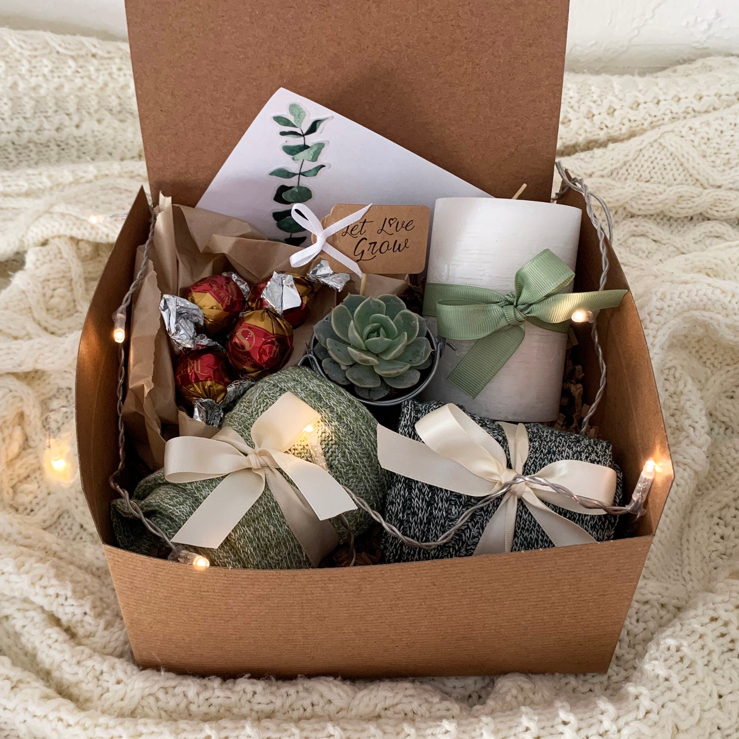 Love & Romance Gift Basket - Design C | Ohmigod Cookies