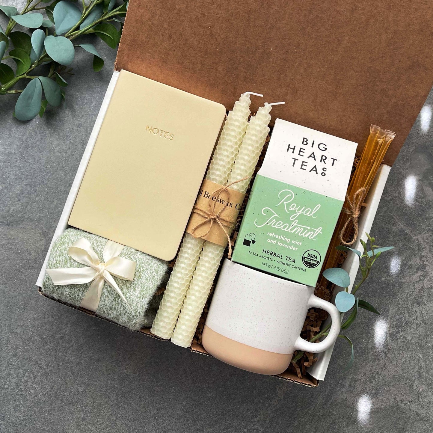 Deluxe New Mom & Baby Gift Box for Women After Birth, Baby Gift Basket –  Happy Hygge Gifts