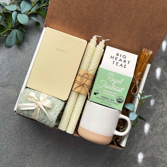Coffee Gift Box, Coffee Gifts, Coffee Lover Gift, Box for Women, Gift for  Her Friend, Hygge Gift, Best Holiday Gifts for Her, Friendship Box 
