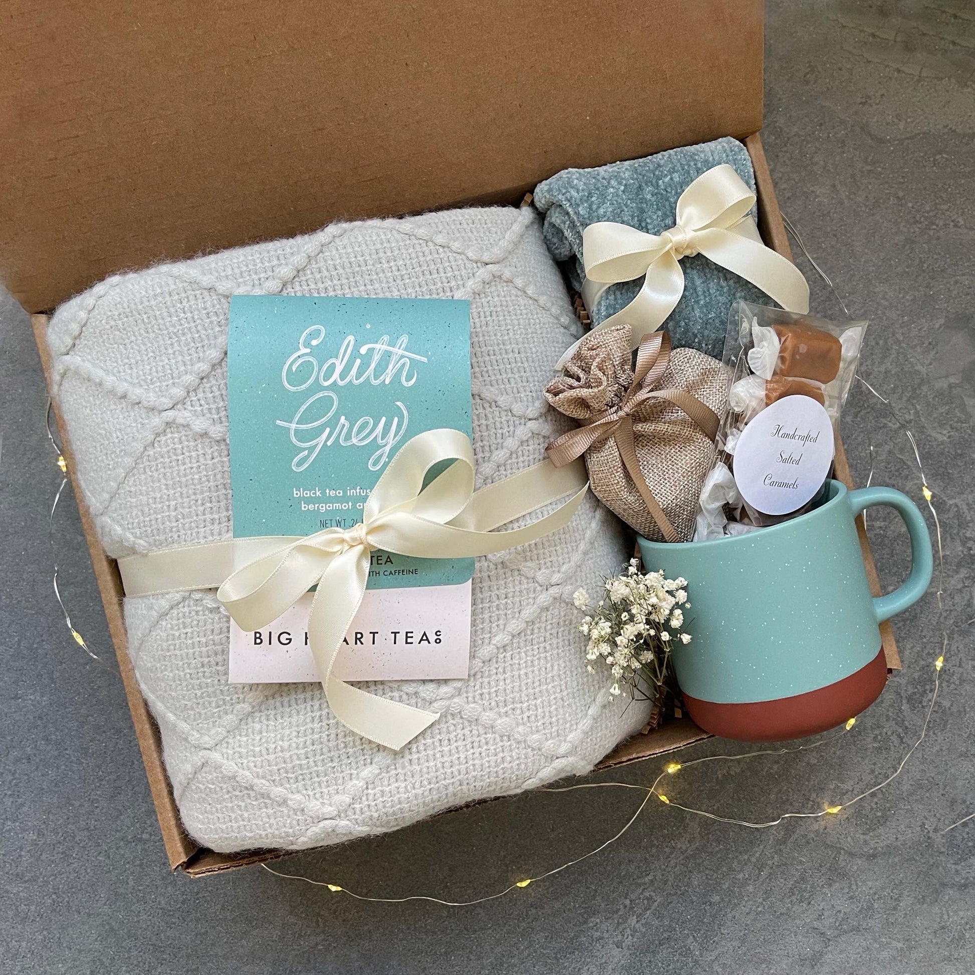 Cozy Hygge Gift Box, Self Care Gift, Gift for Women, Gift Idea